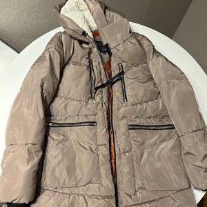 Women’s Steve Madden puffer jacket